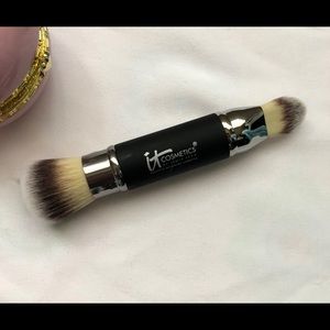 IT Cosmetics Dual-ended Foundation Concealer Brush